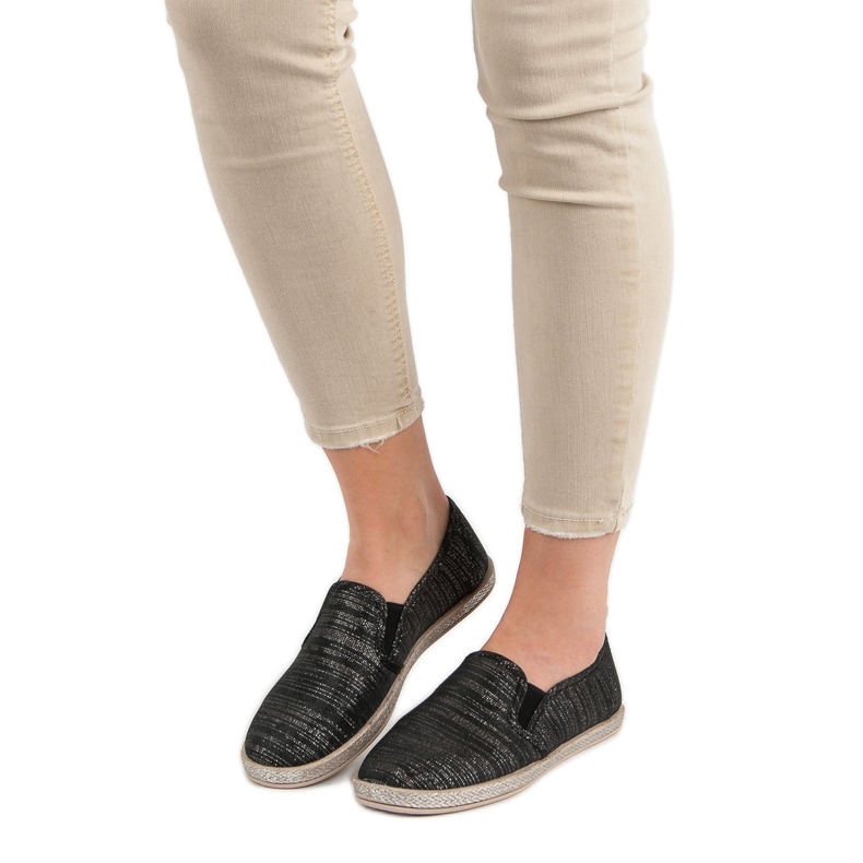 Ideal Shoes Kényelmes Slipons fekete 1