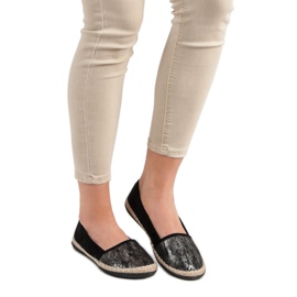 Lucky Shoes Fekete csúszós cipő 1