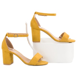 Super Mode Elegáns velúr szandál sárga 1