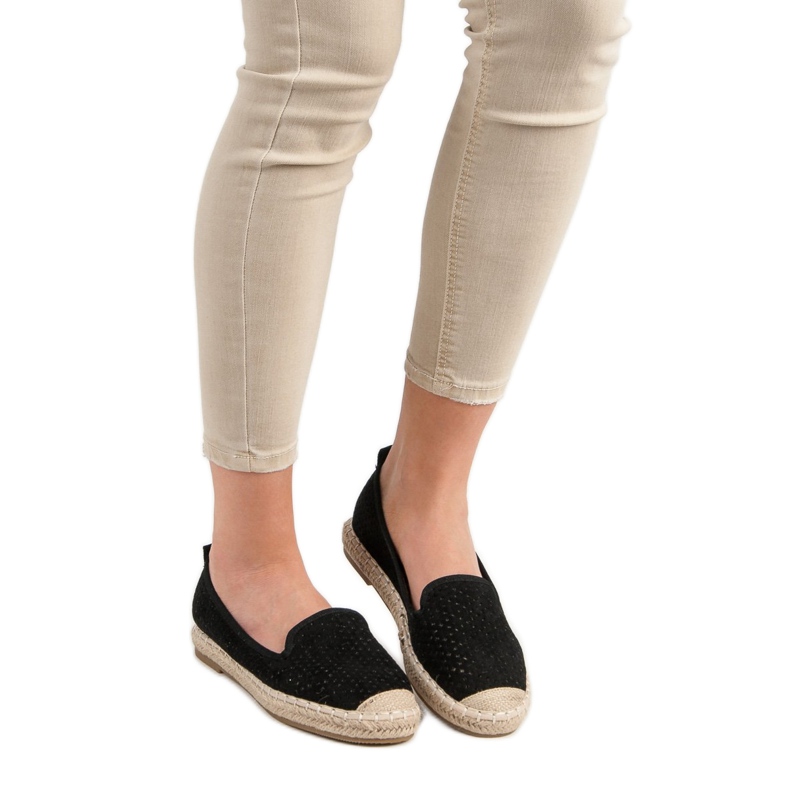 Lucky Shoes Fekete áttört urak 1