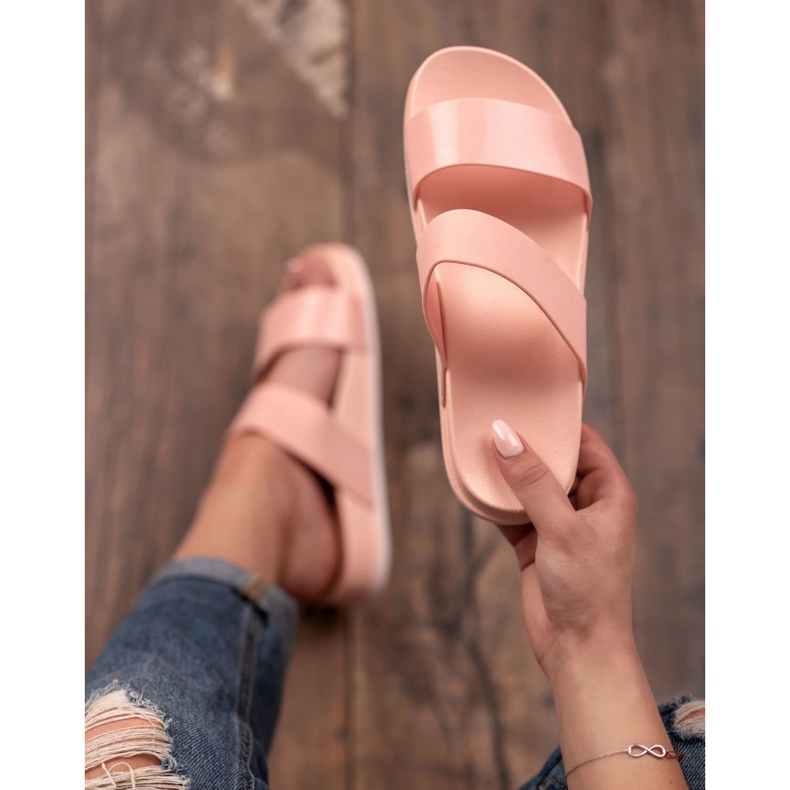 SHELOVET Kényelmes rózsaszín papucs 2 SHELOVET Kényelmes rózsaszín papucs 2