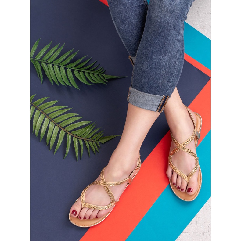 Small Swan Japán szandál sárga 2