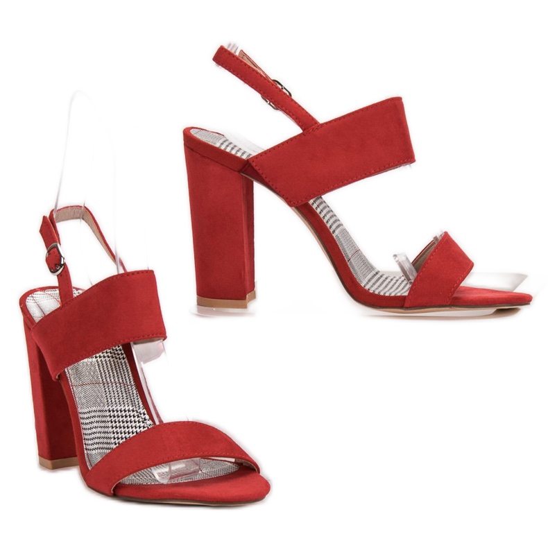 SHELOVET Piros szandál egy bárban 2