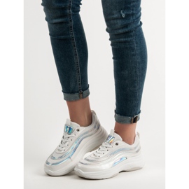 SHELOVET Cipők a platformon fehér 1