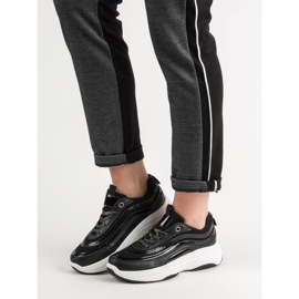 SHELOVET Cipők a platformon fekete 1