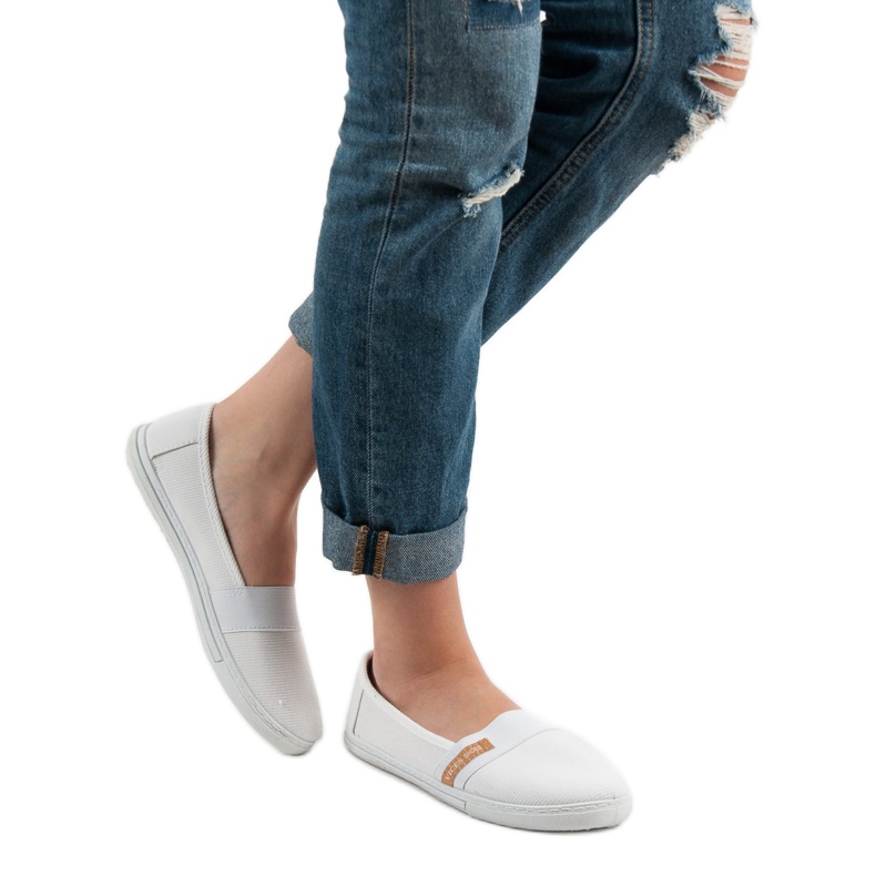 Kényelmes VICES Slipony fehér 2