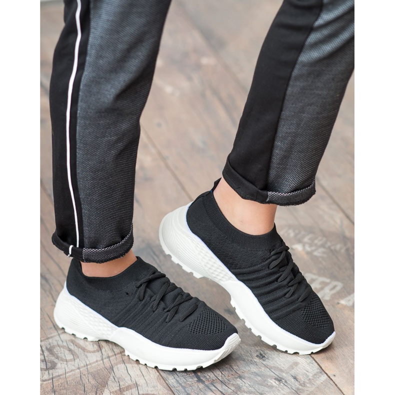 VICES csúszós cipők fekete 2