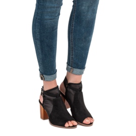 Evento Stílusos zárt szandál fekete 2 Evento Stílusos zárt szandál fekete 2