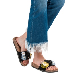 Cm Paris Papucs virágokkal fekete 2