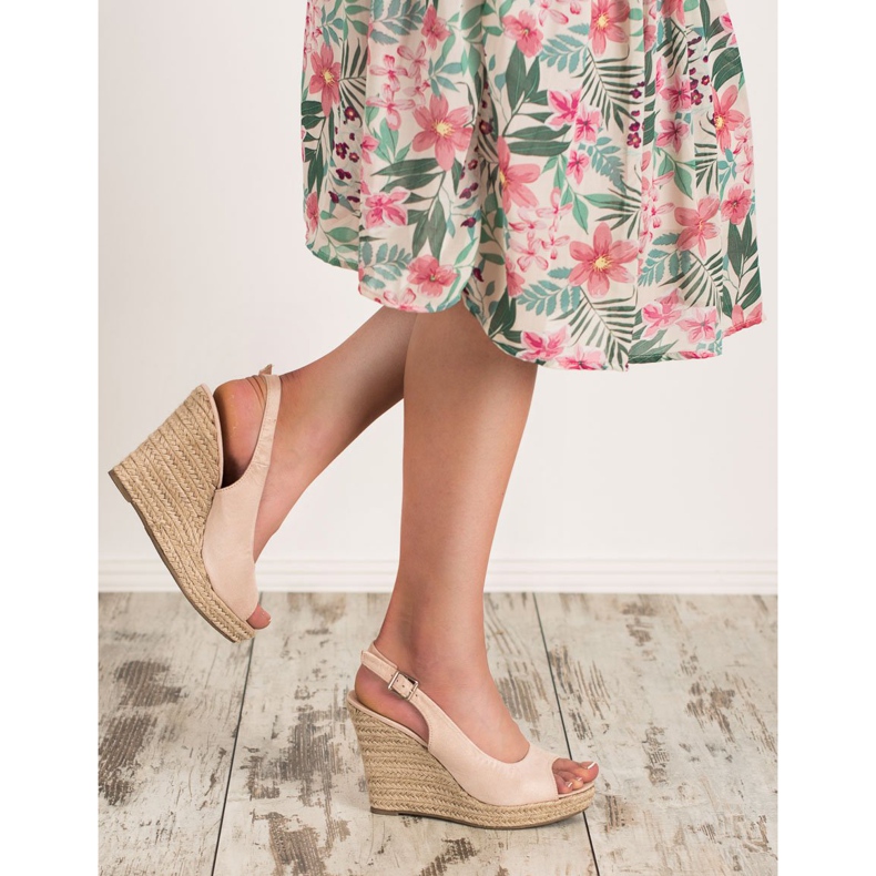 Renda Divatos velúr szandál barna 2