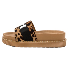 Erynn Szerelem velúr papucs barna 2