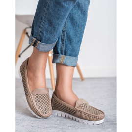 Vinceza Bézs naplopók 1