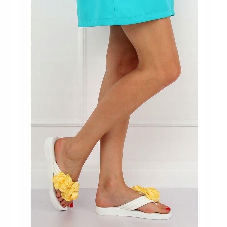 Fehér flip-flop TS-33 Fehér sárga 2