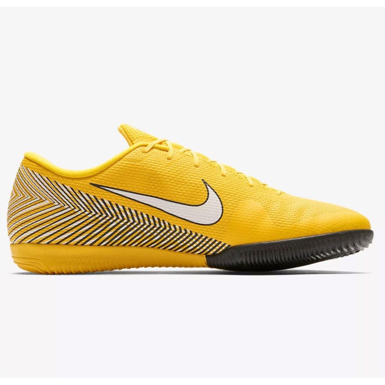 Nike Mercurial Vapor 12 Academy Neymar Ic Jr AO3122-710 futballcipő sárga sárga 1 Nike Mercurial Vapor 12 Academy Neymar Ic Jr AO3122-710 futballcipő sárga sárga 1