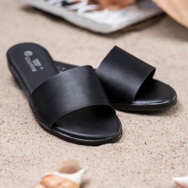 Clowse Klasszikus fekete papucs 1