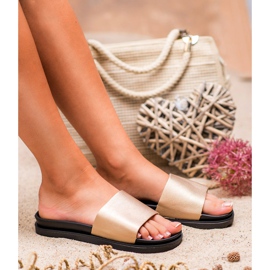 Clowse Arany női papucs aranysárga 1