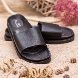 Clowse Fekete női papucs 2