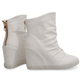 Cipők Cipők On Wedge Boots Ovye 397 White fehér 1