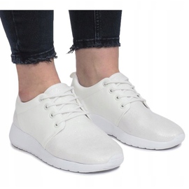 Renée fehér sportcipők 1