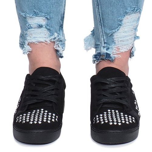 Fekete cipők az Angers sztárjaitól 1