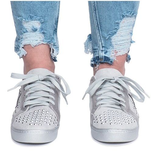 Szürke cipők az Angers sztárjaitól 1