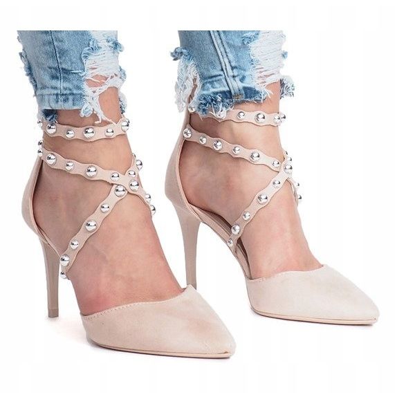 Bézs magas sarkú szandál B-50 1