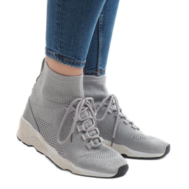 Szürke sportcipő 7S566 1