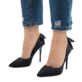 Klasszikus fekete masnitű LB-336 1