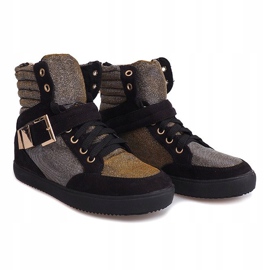 Magas cipők 6981 Fekete 2