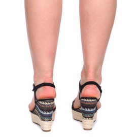 Ék szandál 100-540 fekete 1