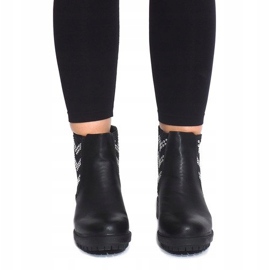 Motoros csizma LL98 fekete csapokkal 2