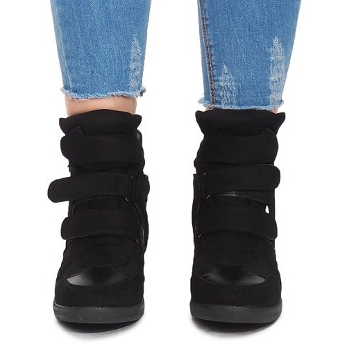 Ékcipők BZ8386 Fekete 1