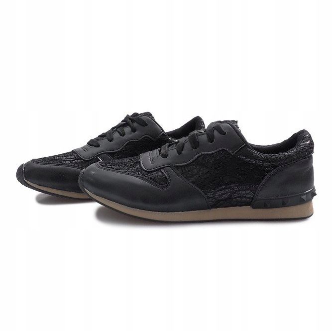 Fekete cipők Lou csipkével 1