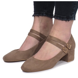 Bézs színű szivattyúk a Tamara oszlopon 1