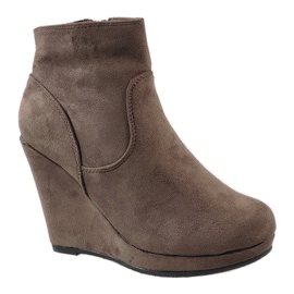 Velúr csizma a Wedge 122D barna színben 1 Velúr csizma a Wedge 122D barna színben 1