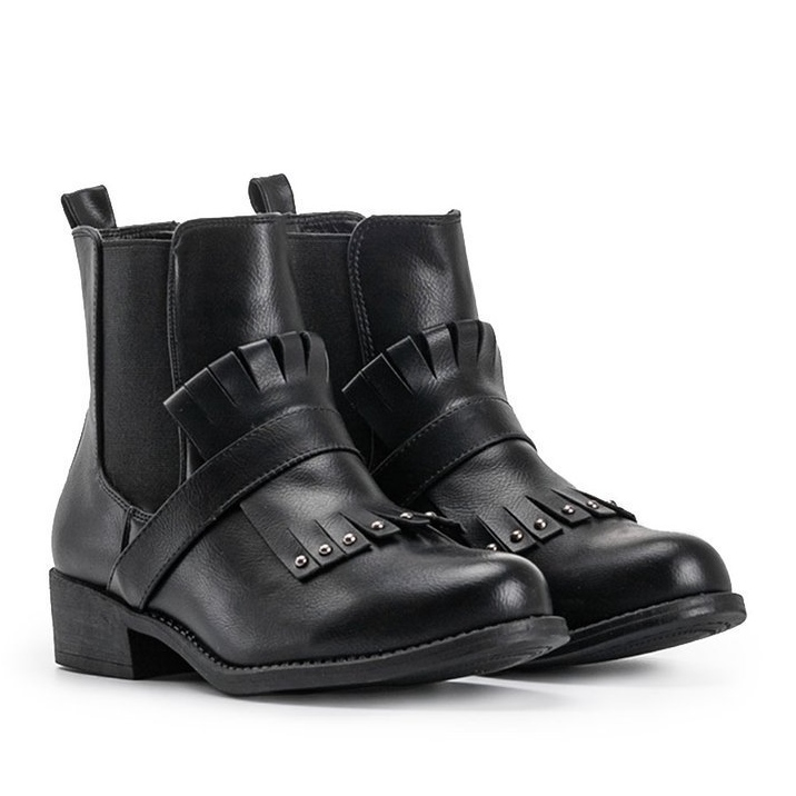 Fekete magassarkú 1812 2 Fekete magassarkú 1812 2