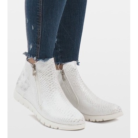 GF-A596 ezüst sportcsizma szürke 2 GF-A596 ezüst sportcsizma szürke 2