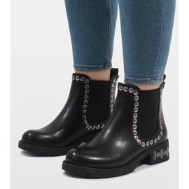 SDS Fekete szigetelésű csizma csapokkal 7387-PA 1