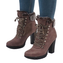 Khaki csizma az N50 oszlopon zöld 2 Khaki csizma az N50 oszlopon zöld 2