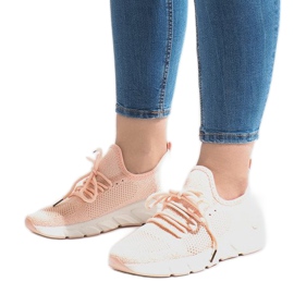 7766-Y rózsaszín sportcipő 1