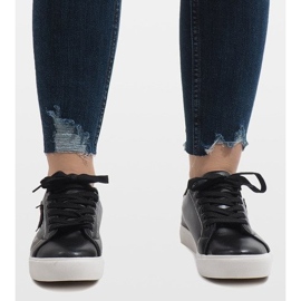 Fekete cipők szív G-115 2