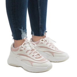 Divatos fehér sportcipő BO-15 2