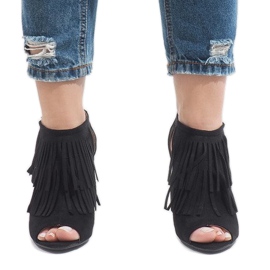 Fekete boho csizma a sarkán 1551-149 2