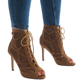 Tevecsizma 1610-225-ös csapon barna 2