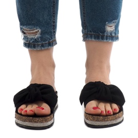 Fekete papucs íjjal N-33 2