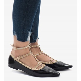 Fekete lakkozott balerinák 127-12 2