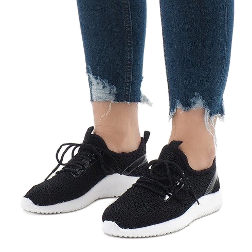 Fekete hálós sportcipő G8347-1 1