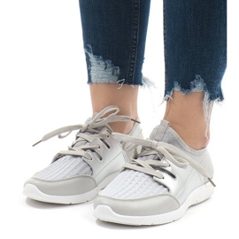 Szürke divatos sportcipő A281 1