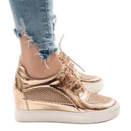 Pezsgővel lakkozott áttört tornacipők WW055A sárga 1 Pezsgővel lakkozott áttört tornacipők WW055A sárga 1