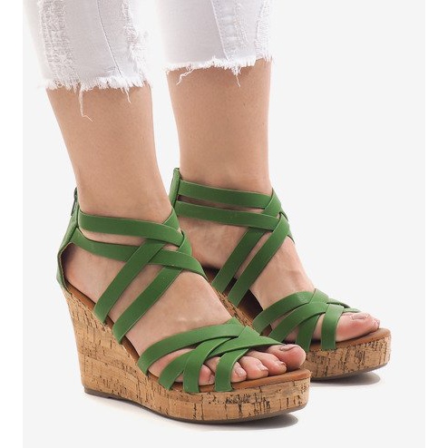 Zöld ék szandál P2424A-47 1
